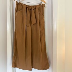 Armour Vert Eldora Pants, wide leg, tie waist, tan/camel color, size Large